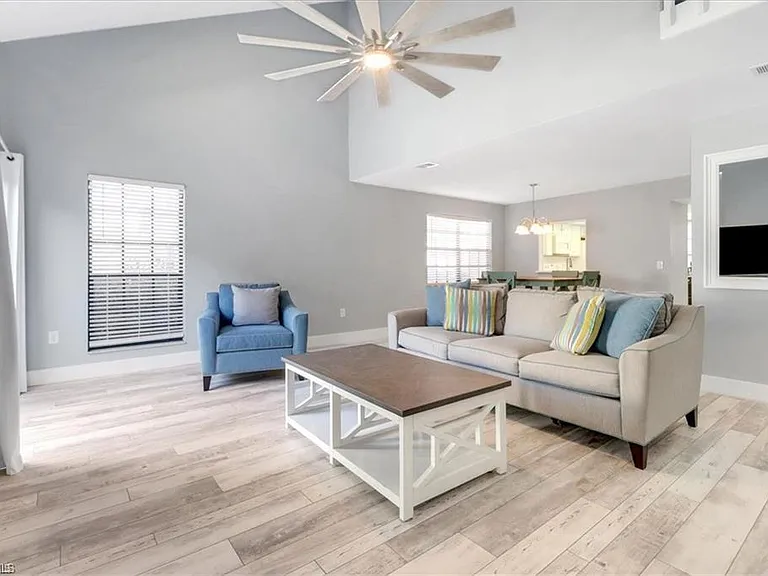 823 Meadowland Dr #41-2 — Photo 2