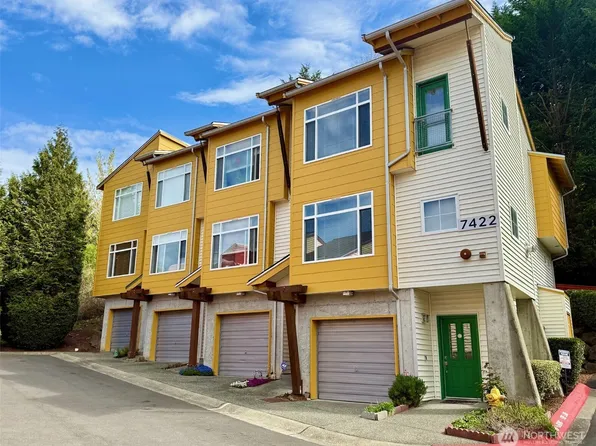 7422 Newcastle Golf Club Road #D, Newcastle, WA 98059