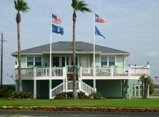 3199 Castle Dr, Crystal Beach, TX 77650