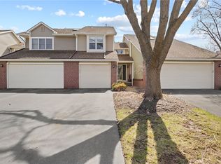 124 Montpelier Cir, Rochester, NY 14618