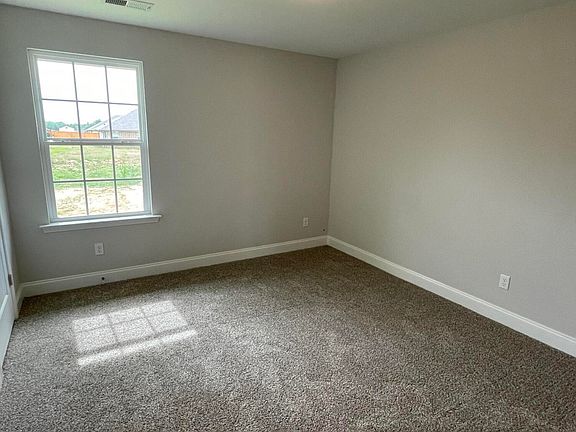 3rd image of 1691 Cambria Dr