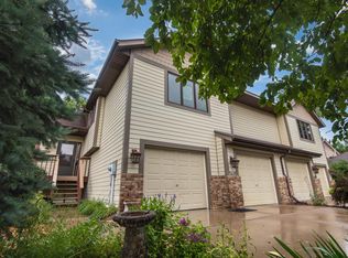 5634 Royal Oaks Dr, Shoreview, MN 55126