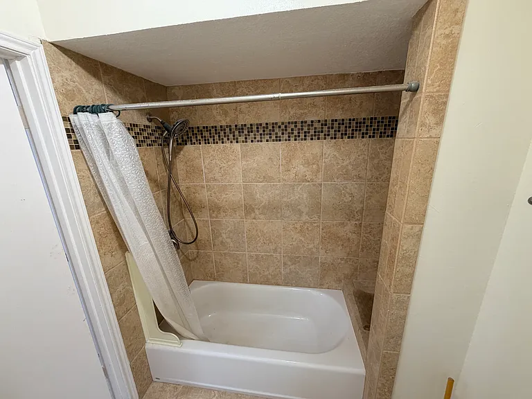 7019 Wyoma Trl — Photo 21