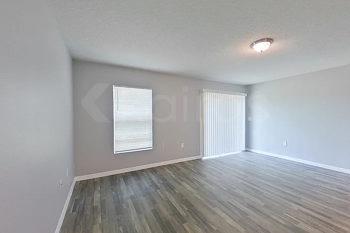 4 bed, 2.0 bath, 1449 sqft, $1,770 — Photo 2