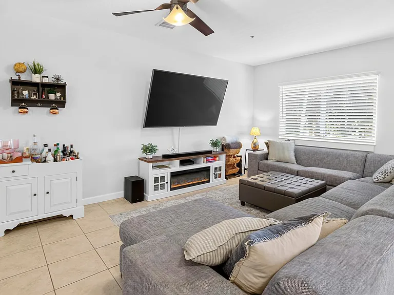 1209 Coastal Bay Blvd — Photo 4