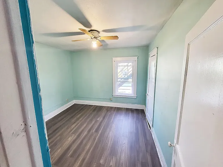 543 22nd St #2 — Photo 7