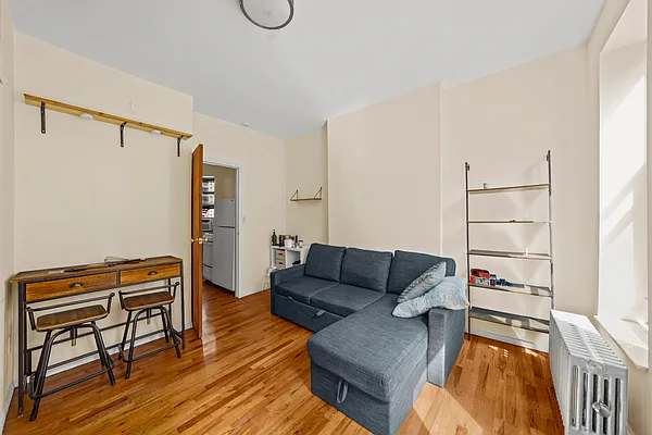 Rented by Elegran | media 2