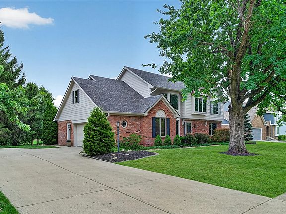 3rd image of 13719 Spring Mill Blvd