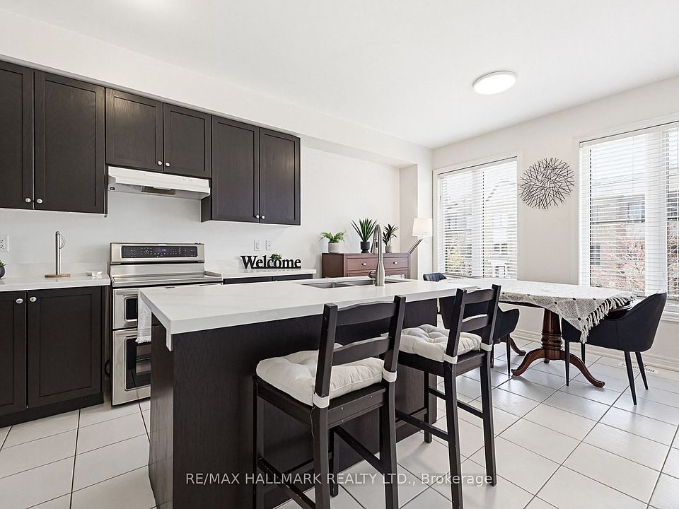 1st image of 60 Belanger Cres
