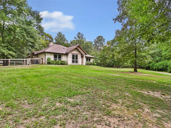 2126 Bambi Ct, Cleveland, TX 77328