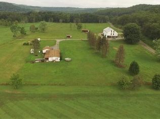 625 Bush Rd, New Alexandria, PA 15670