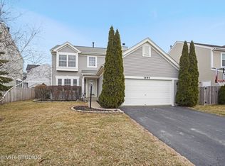 1495 Woodbury Cir, Gurnee, IL 60031