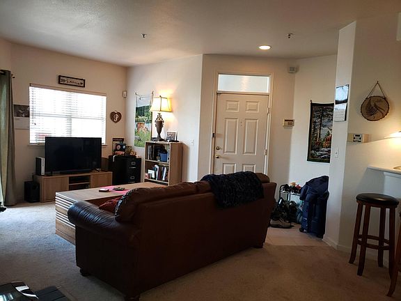 3rd image of 540 Mohawk Dr APT 10