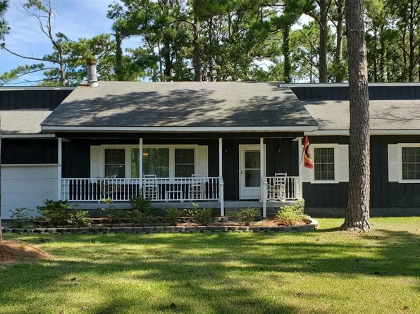 143 Lousan Drive, Cape Carteret, NC 28584