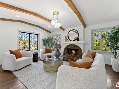 10320 Mississippi Ave, Los Angeles, CA, 90025