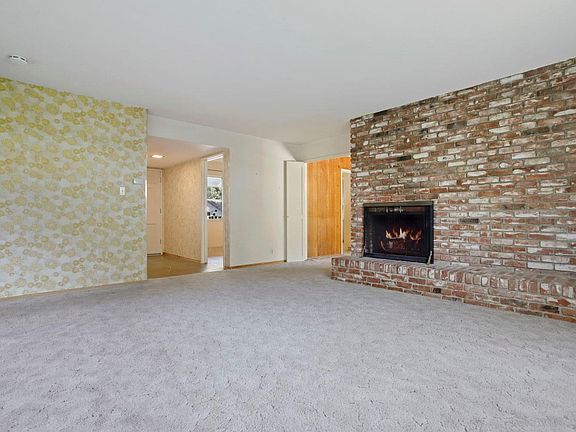 4th image of 2214 Fernvale Dr