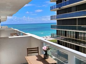 9499 Collins Ave