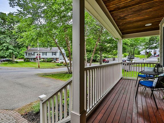 2nd image of 33 Reynolds Rd