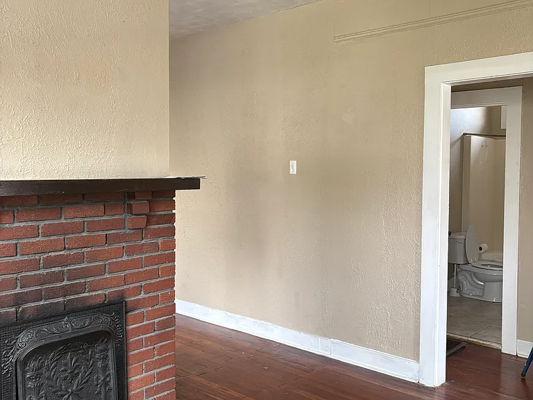 129 Metairie Ct — Photo 1