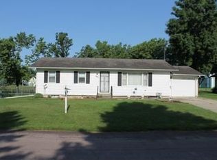 414 S Wilhelm St, George, IA 51237