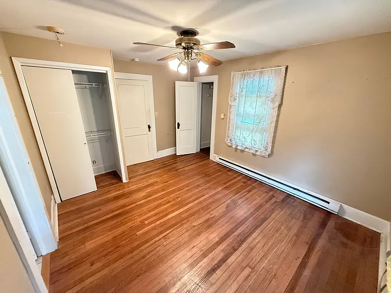 1315 N Fremont Ave — Photo 7