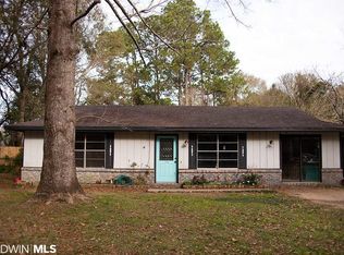 218 W Walnut Ave, Foley, AL 36535