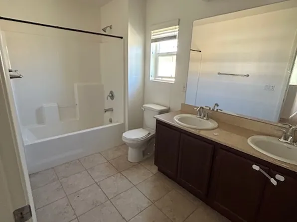 16129 Saint Antony Ln, Fontana, CA 92336