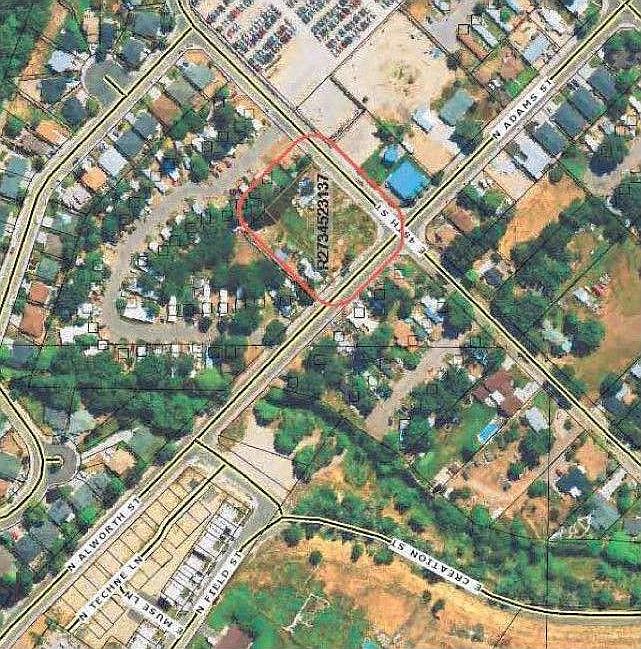 2nd image of 4800 N Adams St
