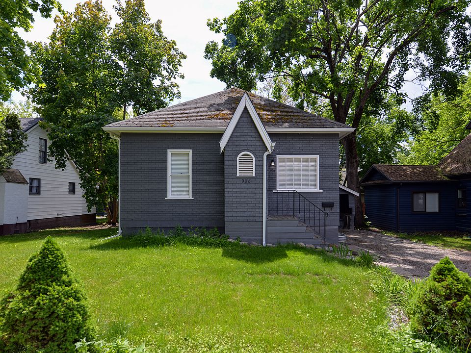 906 CdA Ave Pet Friendly Downtown Longterm Rental 24_06062022