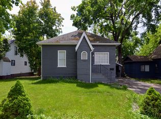 906 E Coeur D Alene Ave, Coeur D Alene, ID 83814