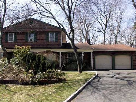 1st image of 19 Dexter Ct