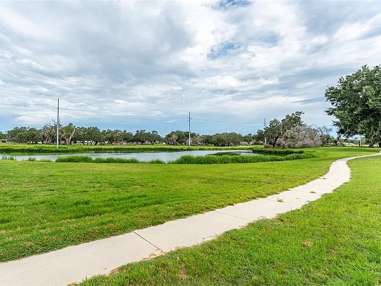 6151 Silver Oaks Dr — Photo 19