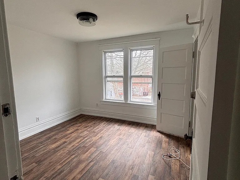 1816 W Bradley Ave — Photo 17
