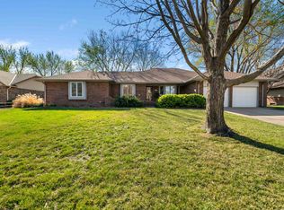 111 Centennial Ct, Colwich, KS 67030