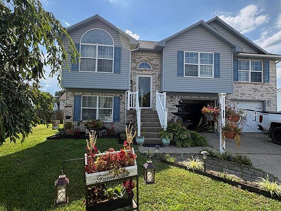 2nd image of 333 Clover Cove Dr