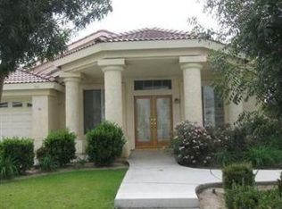 9911 Cobblestone Ave, Bakersfield, CA 93311