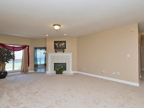4th image of 11813 Summerhaven Cir