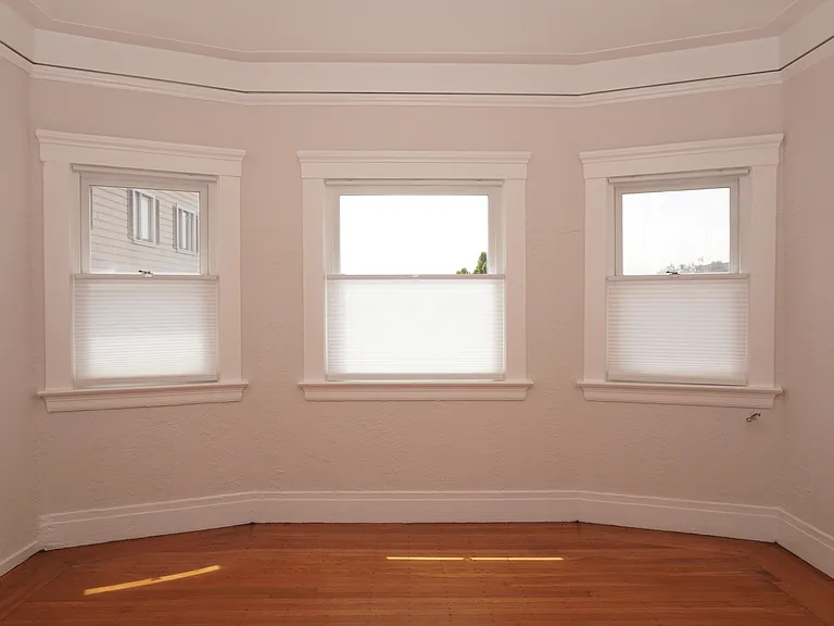 1661 Leavenworth St #2 — Photo 5