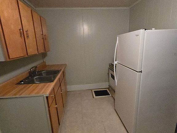 4th image of 430 Ford St #3