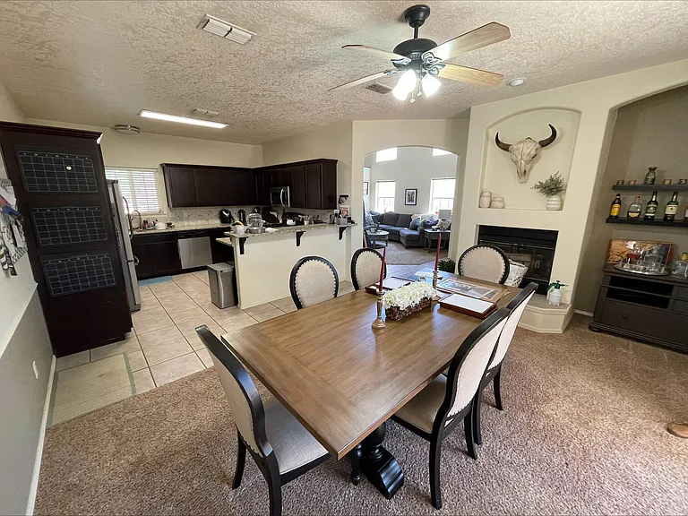 7412 Peregrine Rd NE — Photo 10