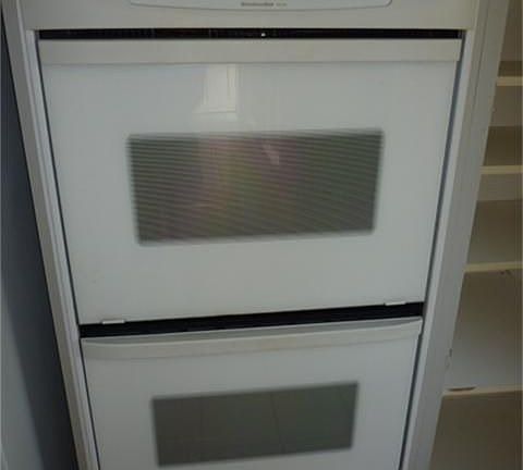 Double electric ovens