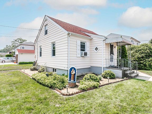 2nd image of 1267 Nelson Street