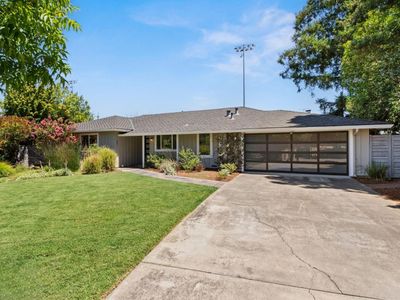 251 Biarritz Cir, Los Altos, CA, 94022