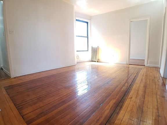 3rd image of 40 W 127th St #20A