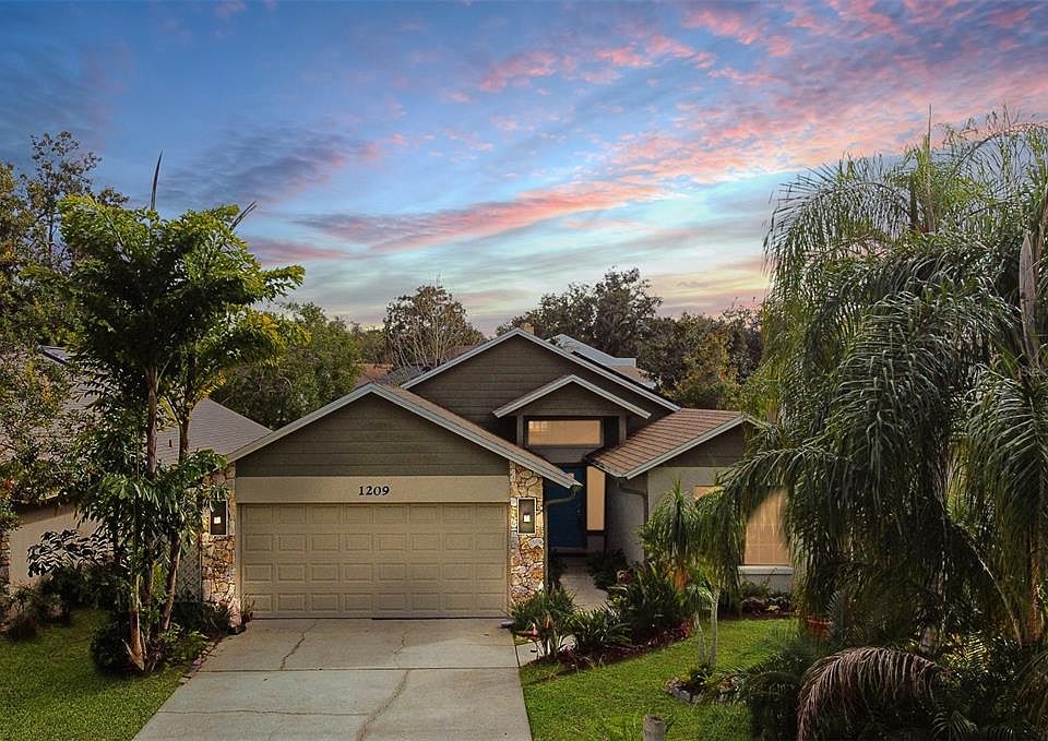 1st image of 1209 ROYAL OAK DRIVE