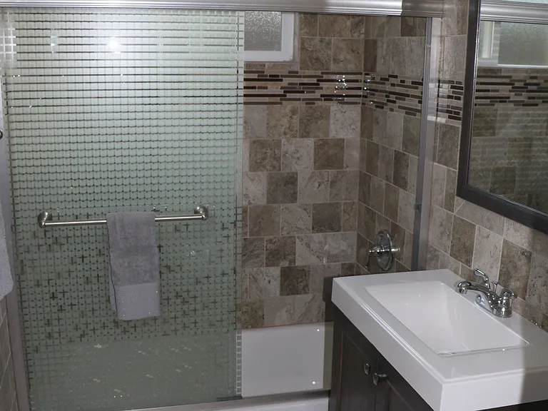 Orange Grove Apartments — Photo 8