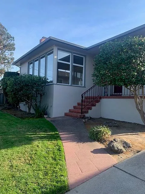 1426 Shafter St photo 1
