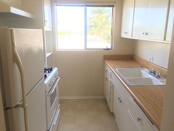 4th image of 351 Palos Verdes Blvd APT 11