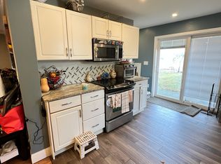 159 Maple St FLOOR 1, Danvers, MA 01923