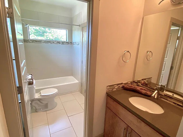 903 Cardinal Ln #A — Photo 17